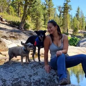 Meet your Posher, Vickie